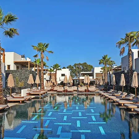 מלון Radisson Blu Zaffron Resort, Santorini (adults Only)