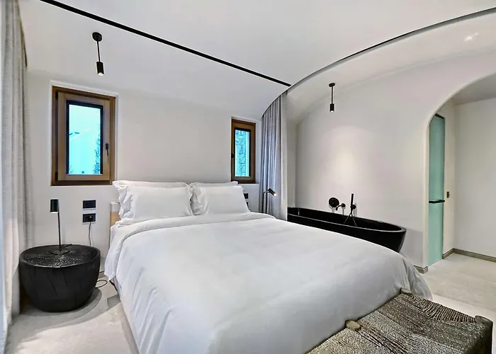 Radisson Blu Zaffron Resort, Santorini (adults Only) Hotel