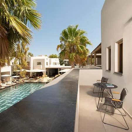 Radisson Blu Zaffron Resort, Santorini (adults Only) Hotell