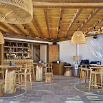 Radisson Blu Zaffron Resort, Santorini (adults Only) Ξενοδοχείο 5*