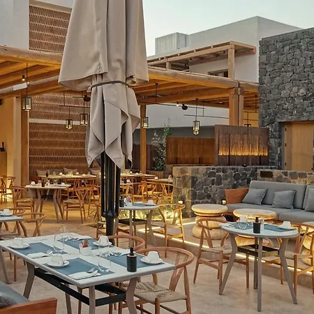 Radisson Blu Zaffron Resort, Santorini (adults Only) فندق 5*