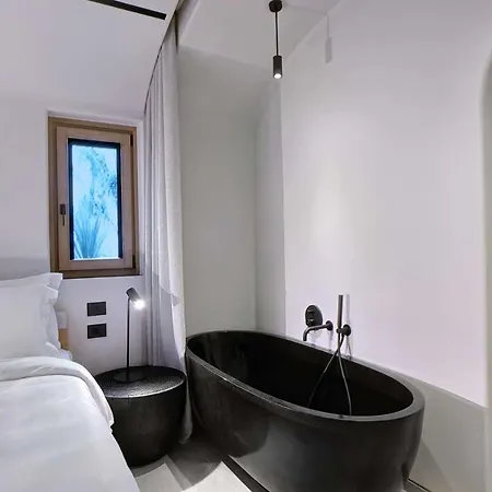 Radisson Blu Zaffron Resort, Santorini (adults Only)