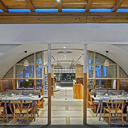 Radisson Blu Zaffron Resort, Santorini (adults Only) 5* Kamari (Santorini)