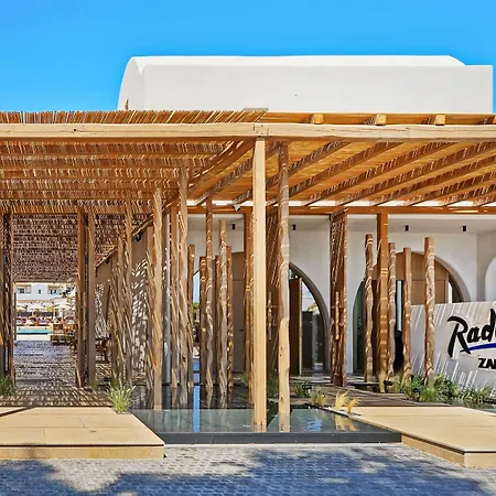 ホテル Radisson Blu Zaffron Resort, Santorini (adults Only) Kamári