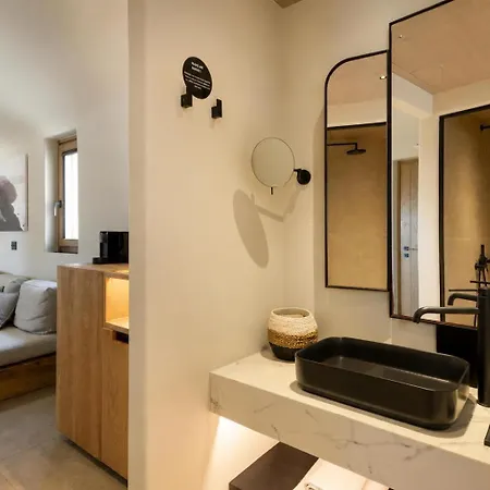 Radisson Blu Zaffron Resort, Santorini (adults Only) 5* Kamári