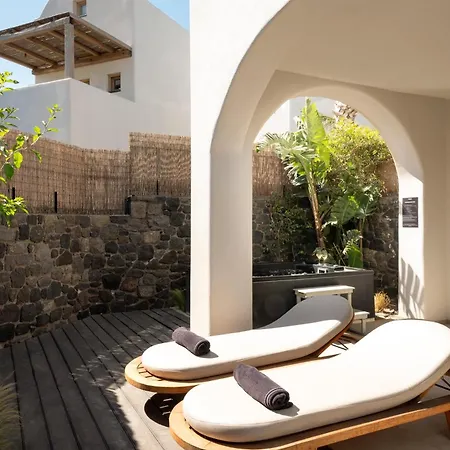 ホテル Radisson Blu Zaffron Resort, Santorini (adults Only)