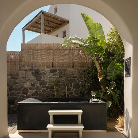 ホテル Radisson Blu Zaffron Resort, Santorini (adults Only) Kamári
