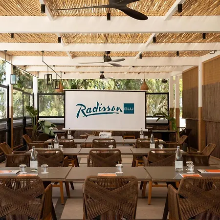 Radisson Blu Zaffron Resort, Santorini (adults Only)