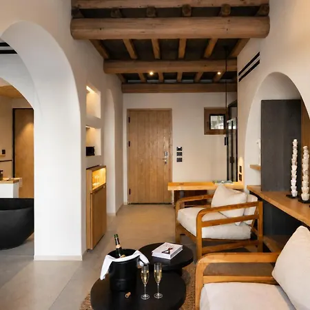 Otel Radisson Blu Zaffron Resort, Santorini (adults Only)