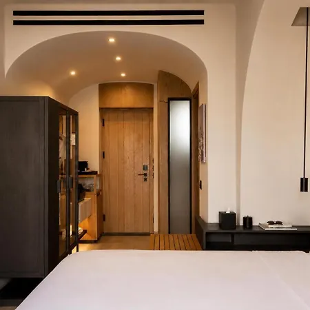 Radisson Blu Zaffron Resort, Santorini (adults Only) ホテル 5*