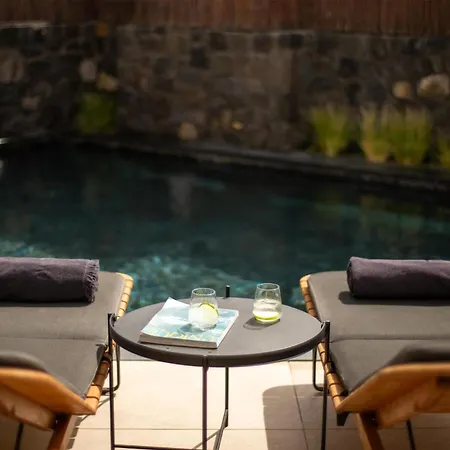 Radisson Blu Zaffron Resort, Santorini (adults Only) ホテル 5*