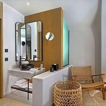 Radisson Blu Zaffron Resort, Santorini (adults Only)