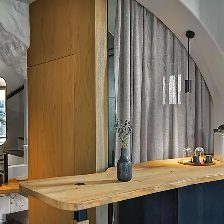 ホテル Radisson Blu Zaffron Resort, Santorini (adults Only)