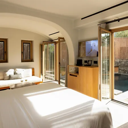Radisson Blu Zaffron Resort, Santorini (adults Only) 5*