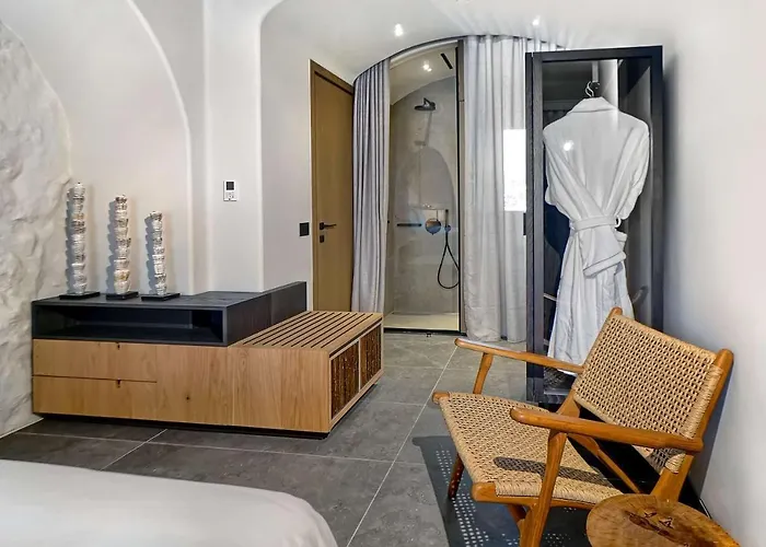 Radisson Blu Zaffron Resort, Santorini (adults Only) Ξενοδοχείο Καμάρι
