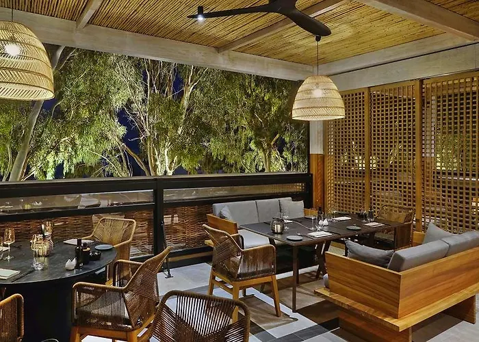 Radisson Blu Zaffron Resort, Santorini (adults Only) 5* Kamari (Santorini)