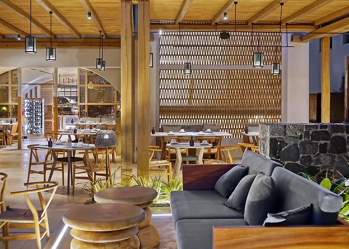 Hotel Radisson Blu Zaffron Resort, Santorini (adults Only) 5*