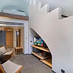 Отель Radisson Blu Zaffron Resort, Santorini (adults Only)
