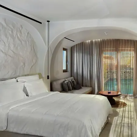 Radisson Blu Zaffron Resort, Santorini (adults Only)