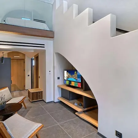 Hotel Radisson Blu Zaffron Resort, Santorini (adults Only)