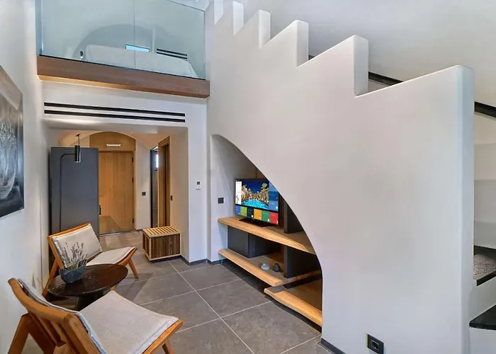 מלון Radisson Blu Zaffron Resort, Santorini (adults Only)