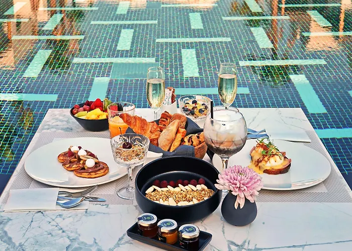 מלון Radisson Blu Zaffron Resort, Santorini (adults Only)