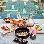 فندق Radisson Blu Zaffron Resort, Santorini (adults Only)